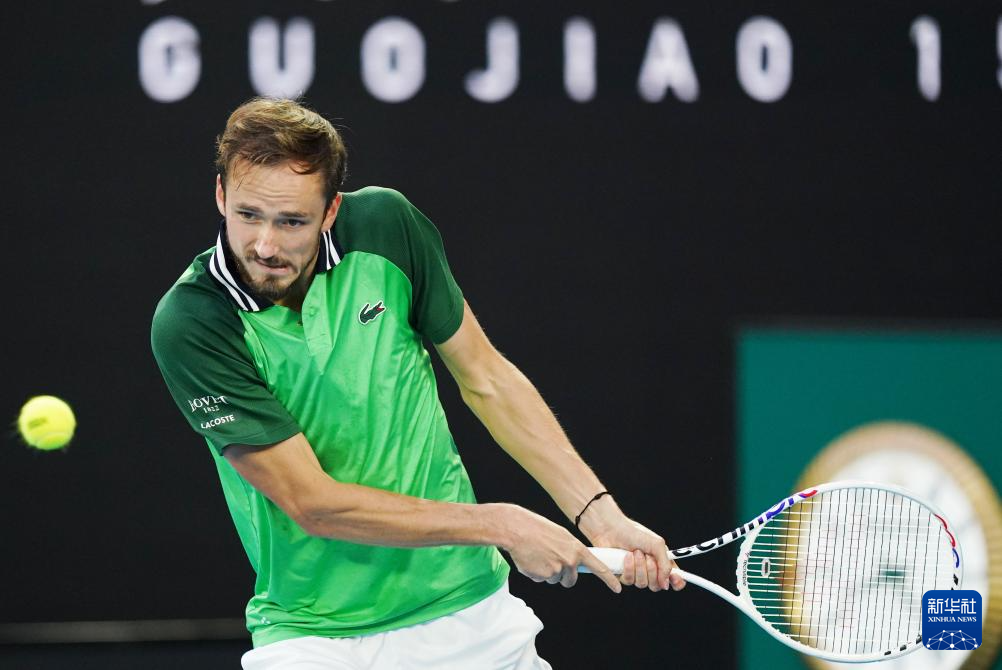 带领团队在 带领团队在